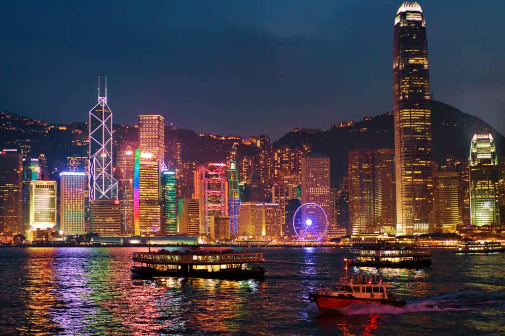 天星小轮夜航维多利亚港
